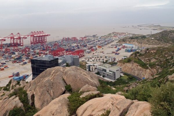 port de Yangshan, pôle de la façade littorale de la Chine